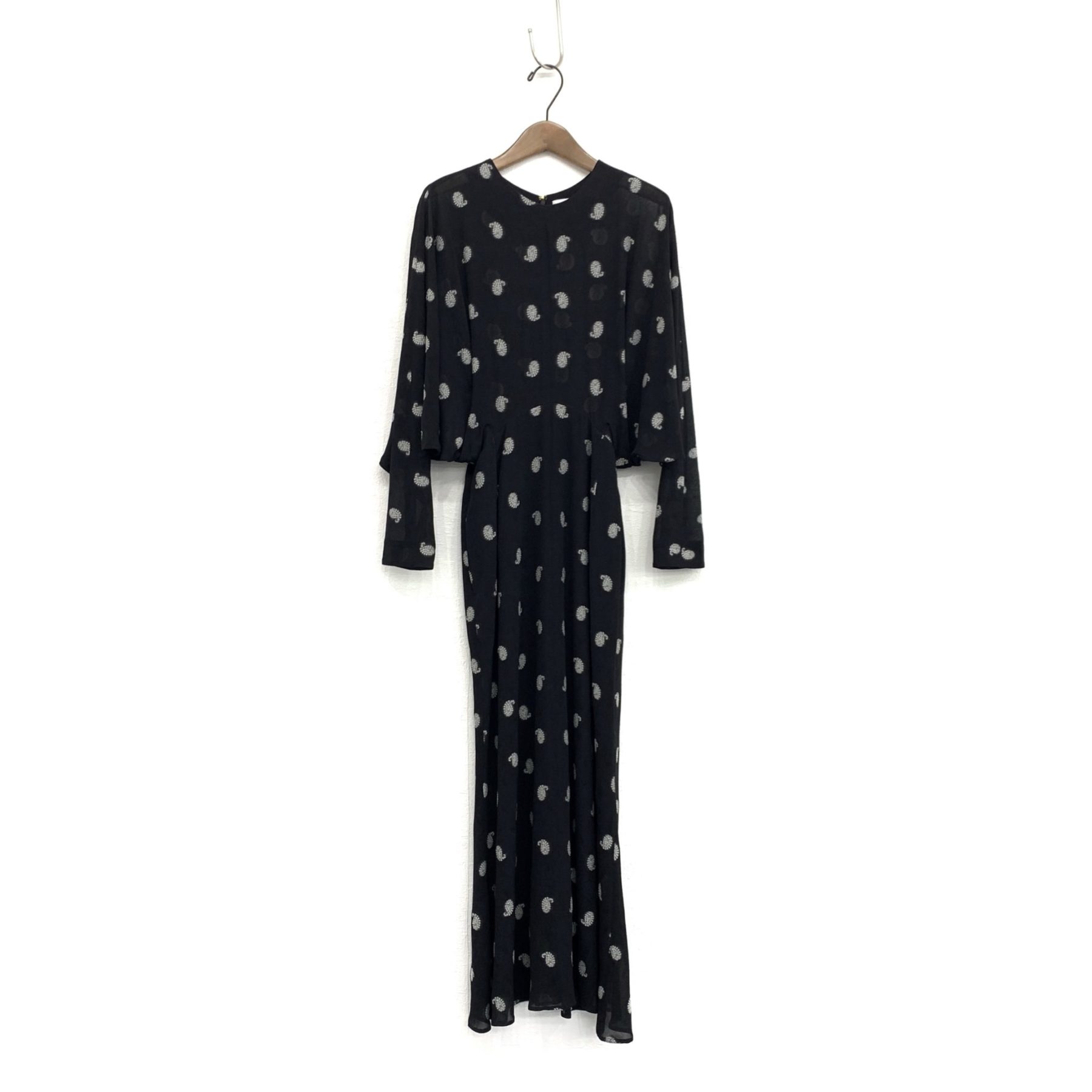 Mame KurogouchiのPaisley Jacquard Classic Dressうっとりする女 