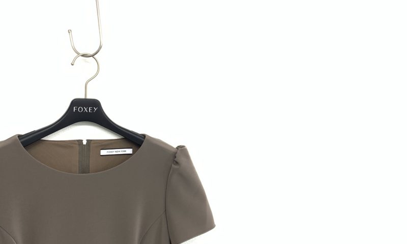 お買取したフォクシーのDRESS NEW CLASSICバストアップの写真