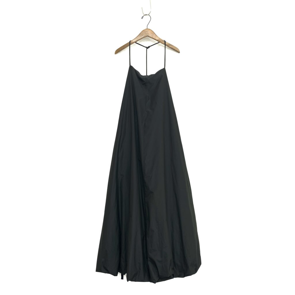 フミカウチダのBALLOON APRON DRESS